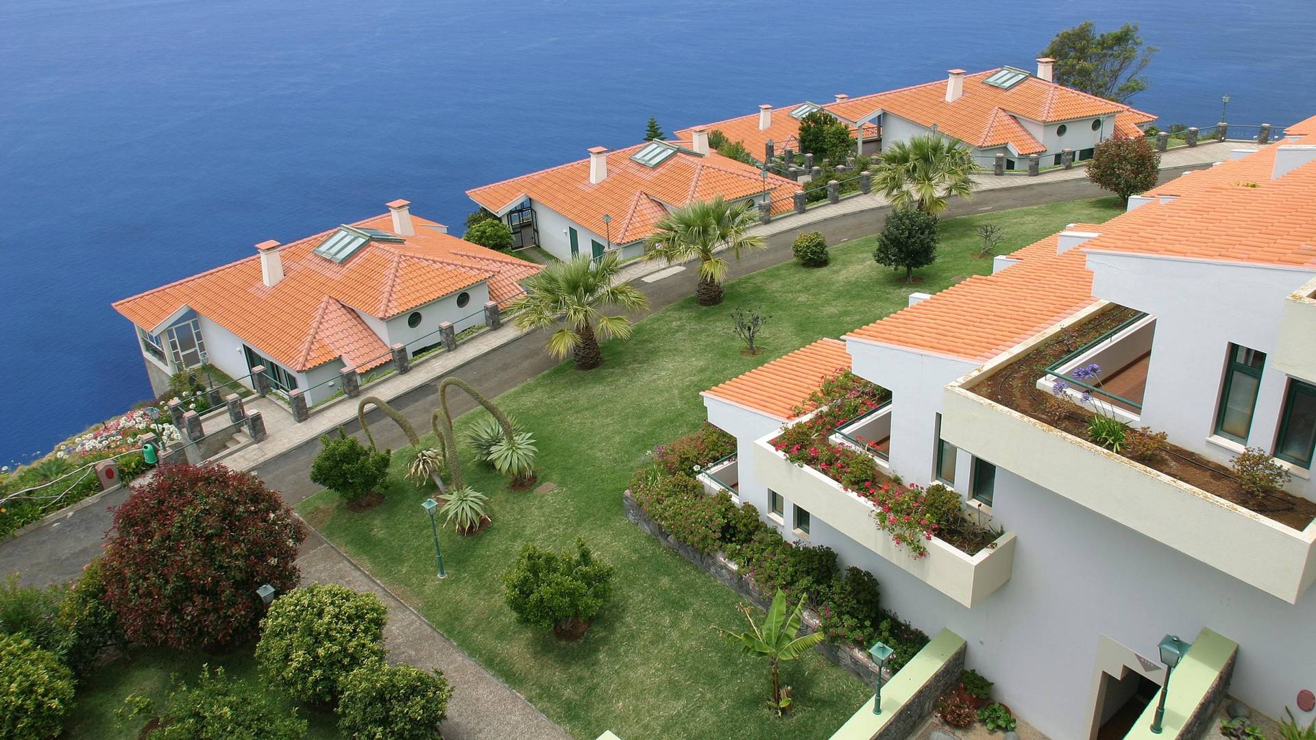 10_View over bungalows 10_View over bungalows